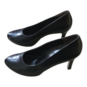 Paul Green Elegant Black Heels